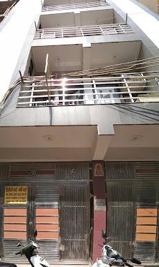 Sec 7 Mukesh Residency PG, Rooms Available for Boys/Men, Safe and Comfortable Stay, Fully Furnished Rooms, &nbsp;H-736, 98734 13146.