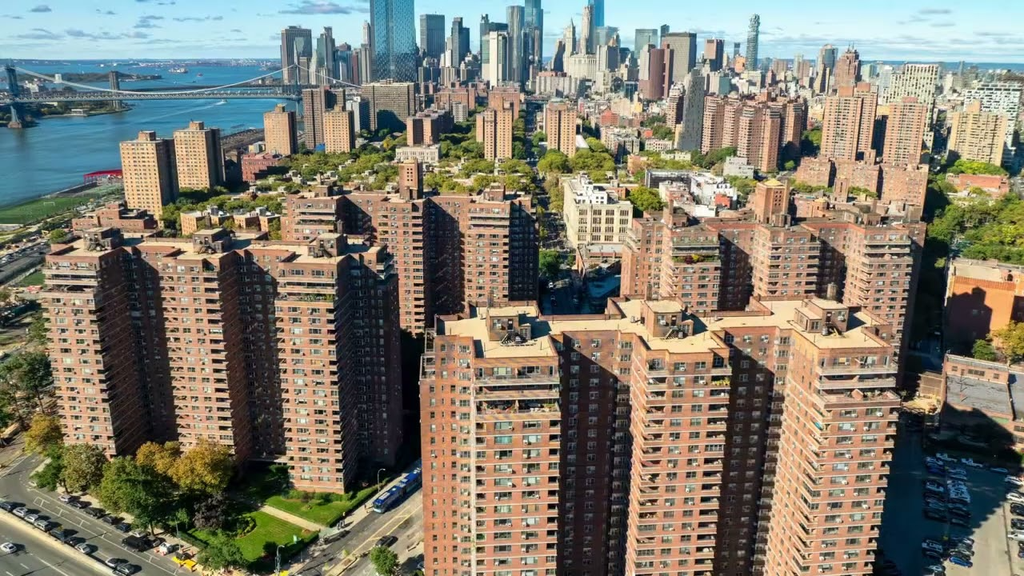  Lower East Side Explore prime condos in Co‑op Village & LES—turnkey, well‑amenities family homes:• 575 Grand St #E1505 – 3 BD/2 BA, 1,250 SF – $1,295,000. Open Sun 7/20 · Elevator building, gym, laundry, doorman.• 455 FDR Drive #B405 – 3 BD/2 BA, 1,250 SF – $1,250,000, In contract · Full amenities · Move‑in ready. LoHo Realty – 397 Grand St, NYC 10002, (212) 388‑1115 | info@lohorealty.comOffice. Hours: Mon–Thu 9–5, Fri 9–4, Sun by appointment (call Jacob at (917) 796‑5445